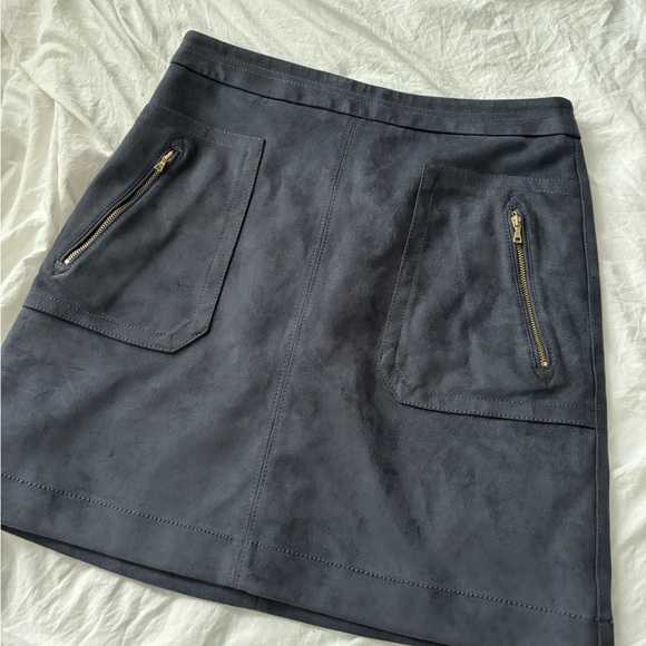 Navy Velvet Loft Skirt - Picture 1 of 3